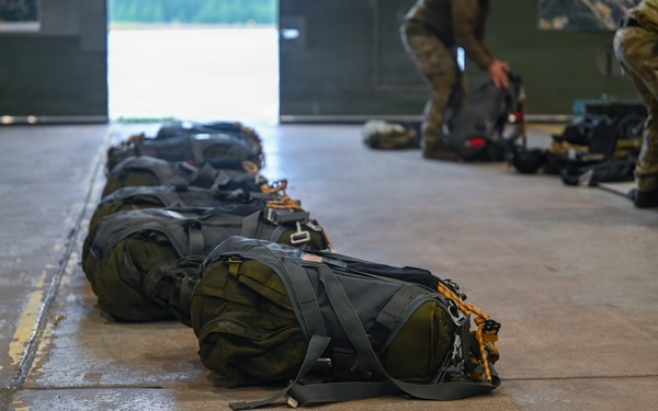 Strengthening the Alliance: 352nd SOW Conducts Bilateral Training with Finnish SOF