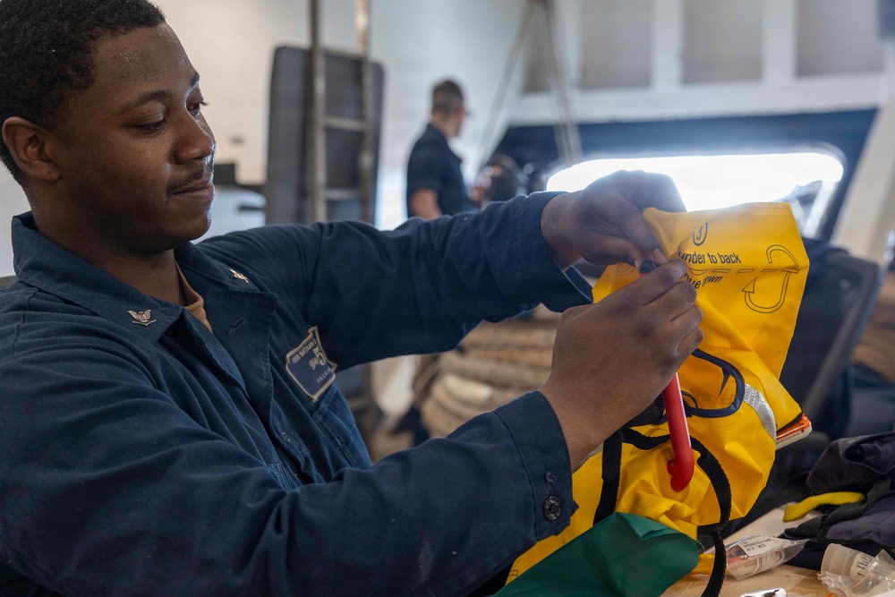 Deck Department Maintenance on USS Bataan (LHD 5)