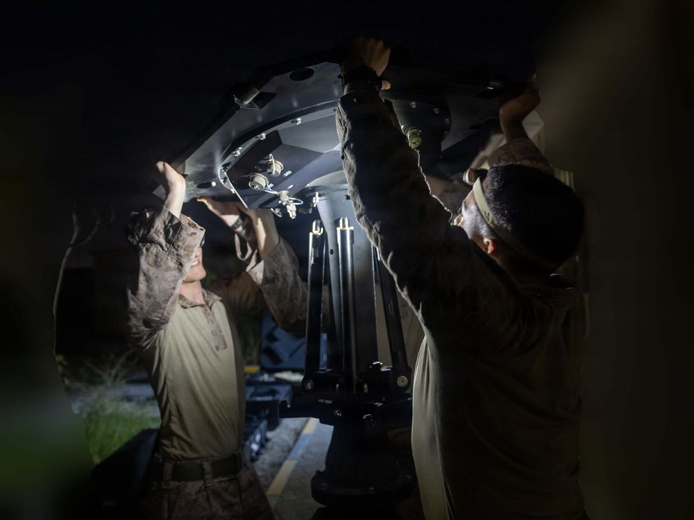 11th MEU Marines, Set Up A Radar