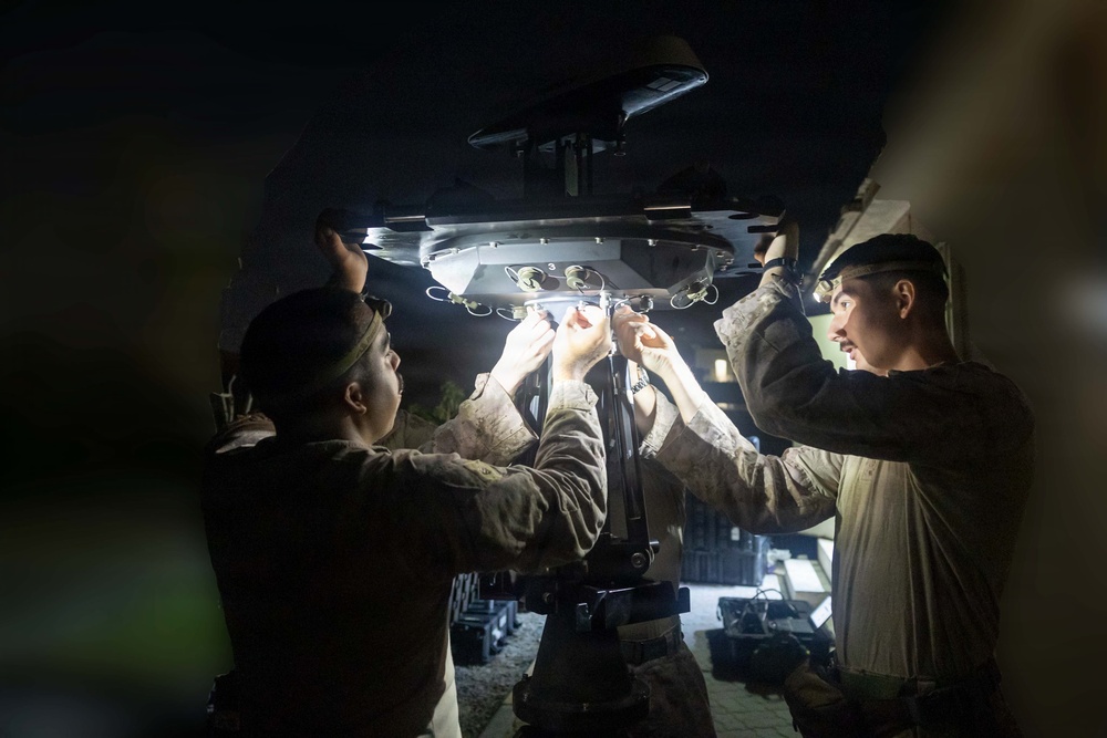 11th MEU Marines, Set Up A Radar