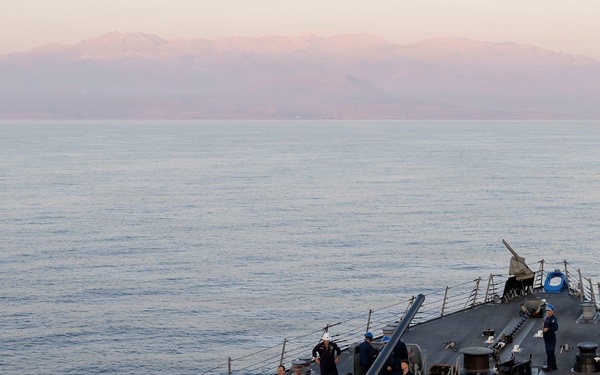 DDG 117 Pulls Into Souda Bay