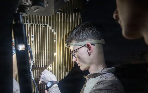 11th MEU Marines, Set Up A Radar