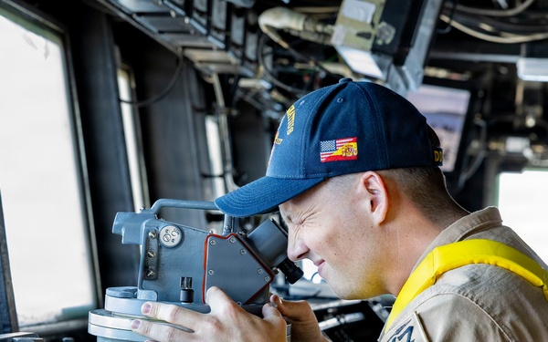 DDG 117 Pulls Out Of Souda Bay