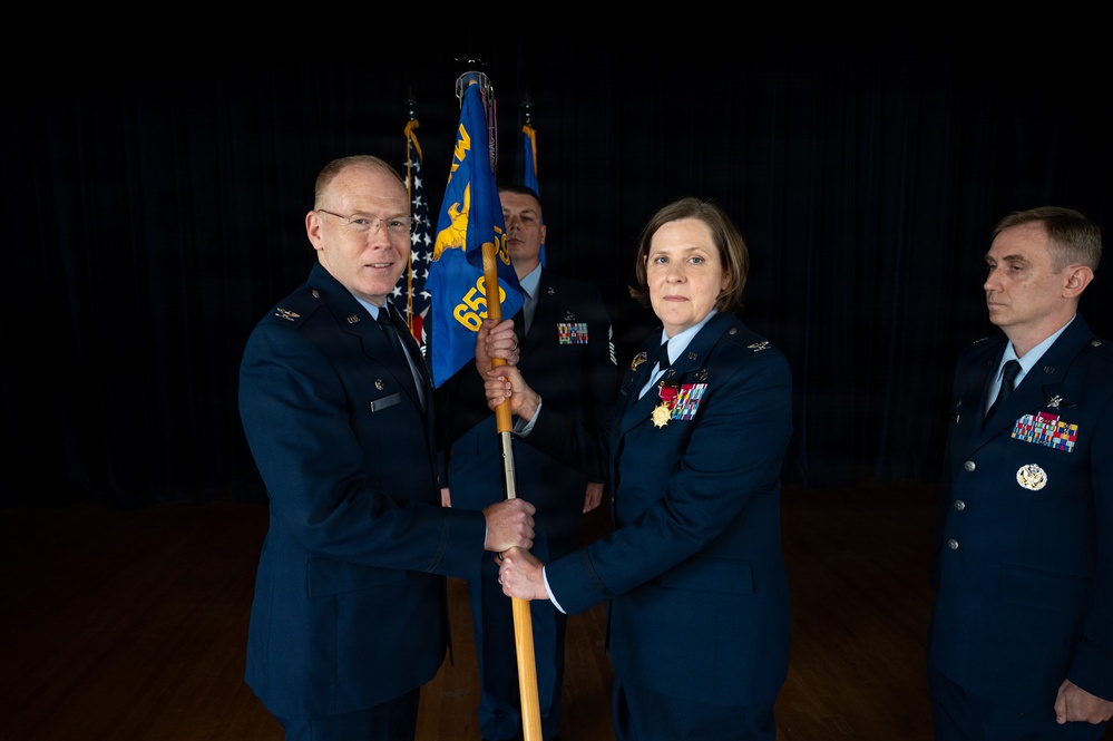 659th ISRG Change of Command