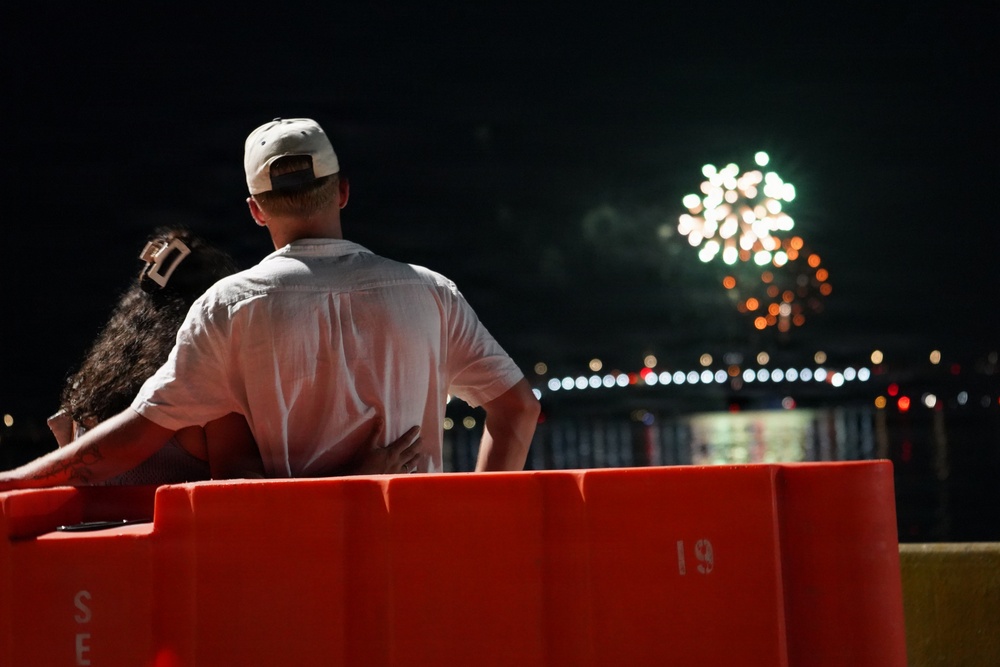 Fireworks viewing at NWS Yorktown's R-3 Pier