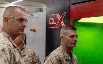 Major General Mark Clingan, commanding general visit