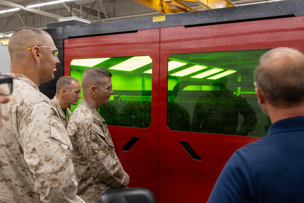 Major General Mark Clingan, commanding general visit