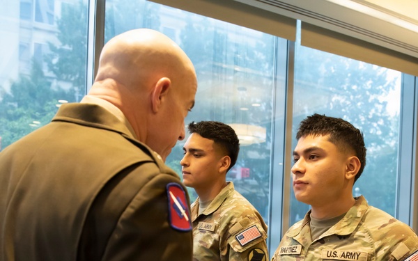 Arkansas National Guard Adjutant General awards JTF-DC Guardsmen