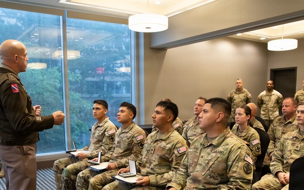 Arkansas National Guard Adjutant General awards JTF-DC Guardsmen