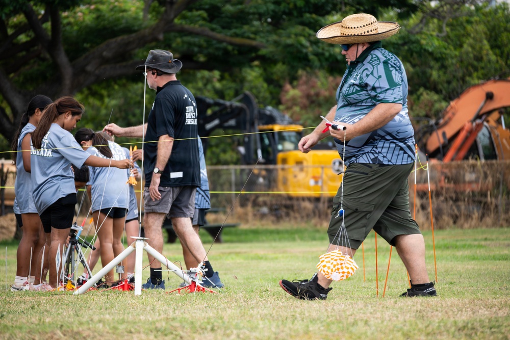 94th Army Air and Missile Defense Command Soldiers conduct Army Day for Youth Impact Program kids
