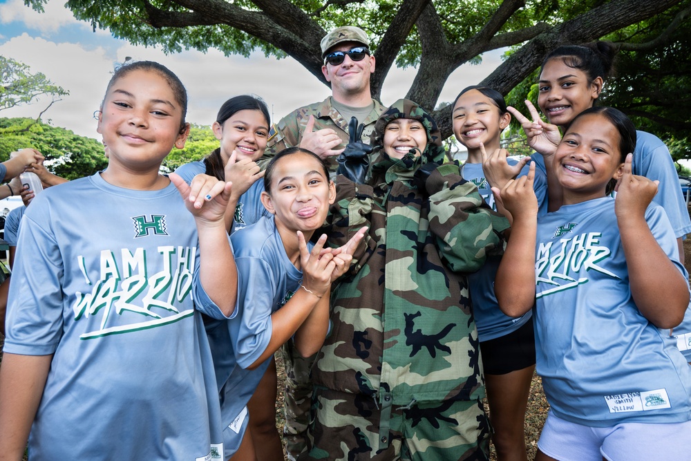 94th Army Air and Missile Defense Command Soldiers conduct Army Day for Youth Impact Program kids