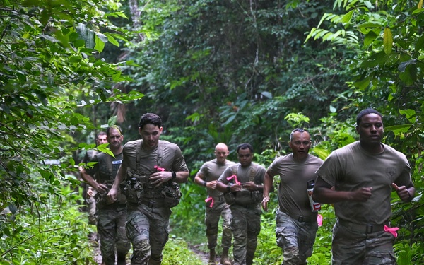 Joint Task Force-Bravo participates in JOTC-P Jungle 5K and Combat Water Survival Assessment