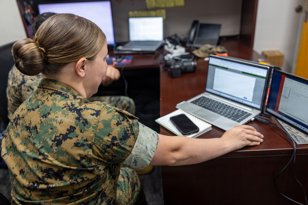 Marketing and Communication Marines Conduct Training