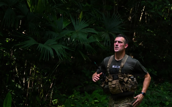Joint Task Force-Bravo participates in JOTC-P Jungle 5K and Combat Water Survival Assessment