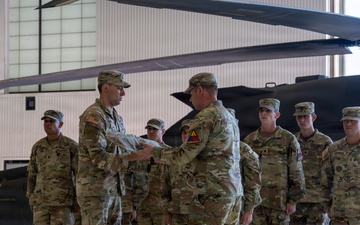 3-501st AHB-M, 1st AD CAB, furls Bravo Company's colors