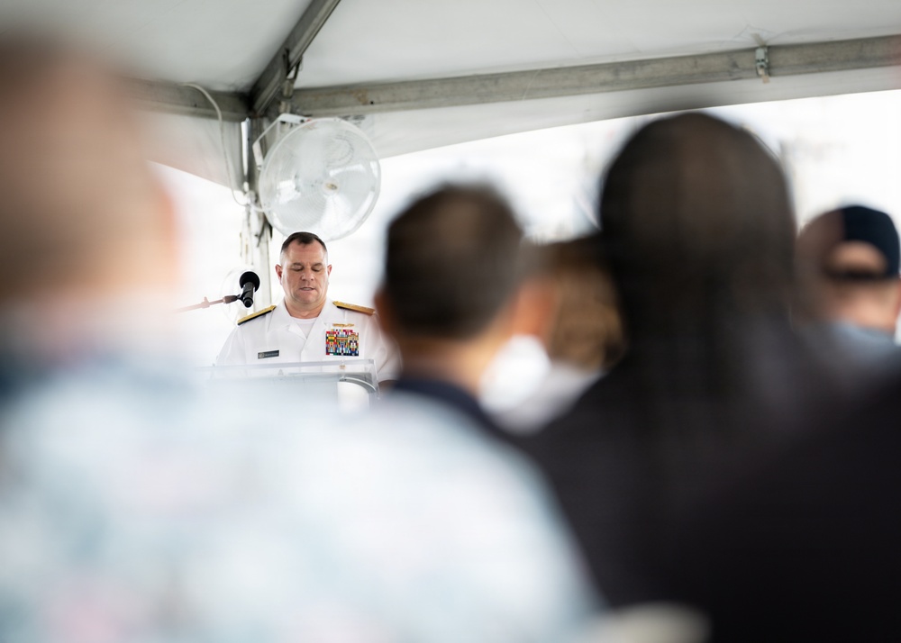 USNS Kanawha (T-AO 196) Receives Presidential Unit Citation Award