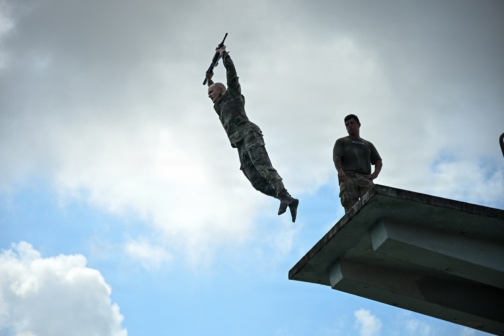 Joint Task Force-Bravo participates in JOTC-P Jungle 5K and Combat Water Survival Assessment
