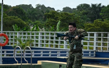 Joint Task Force-Bravo participates in JOTC-P Jungle 5K and Combat Water Survival Assessment