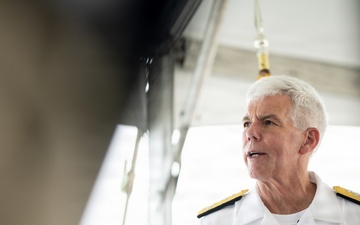 USNS Kanawha (T-AO 196) Receives Presidential Unit Citation Award