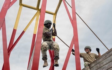 436th CES Airmen complete the confidence course