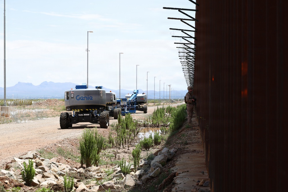 Strengthening the Barrier: JTF-SB Marines conduct barrier reinforcement operations