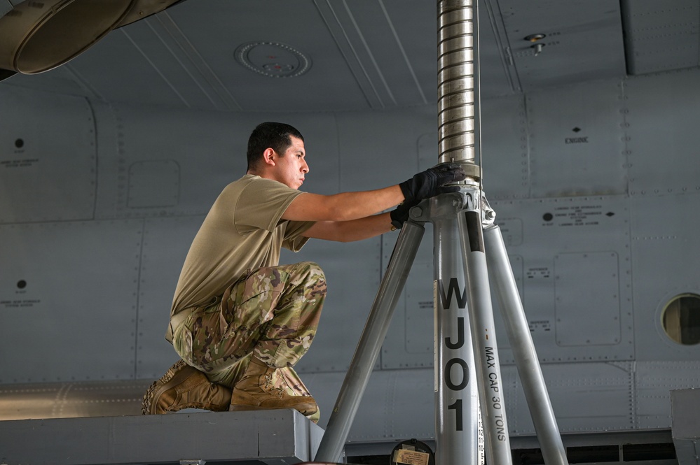 165th Airlift Wing crew chiefs validate newly delivered C-130J Super Hercules during acceptance inspection