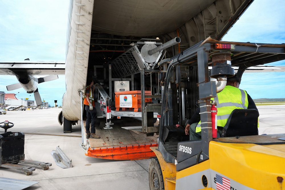 Mobile Communications Tower Delivered to Rota