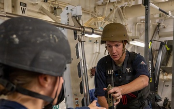 USS Ross DDG71 Conducts ATTT Drills