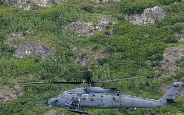 The AKANG’s 176th Wing bids farewell to the HH-60G Pave Hawk