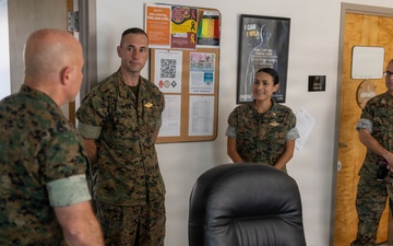Commanding General visits 6th Marines Resiliency Center