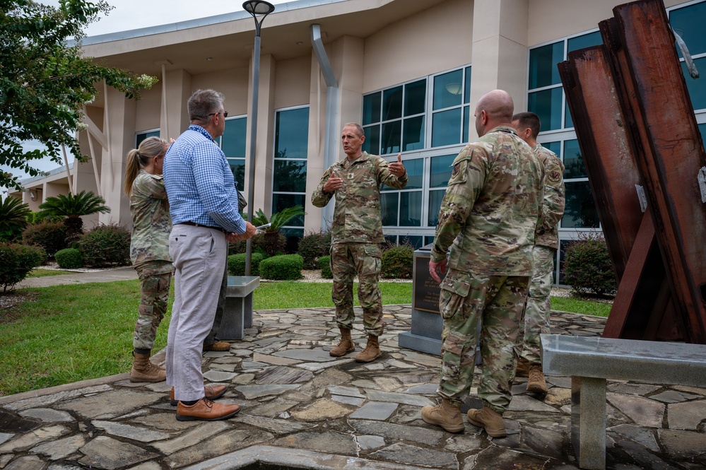 SEA Raines visits CONR-1AF (AFNORTH and AFSPACE)