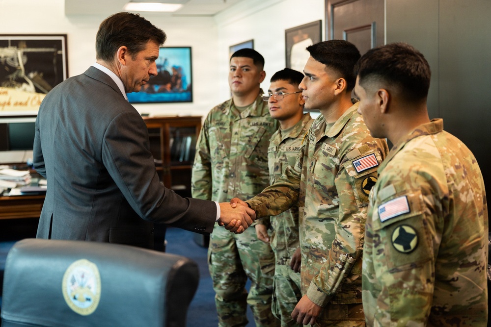 Under Secretary of the Army meets Guardsmen who stopped alleged assault in Washington