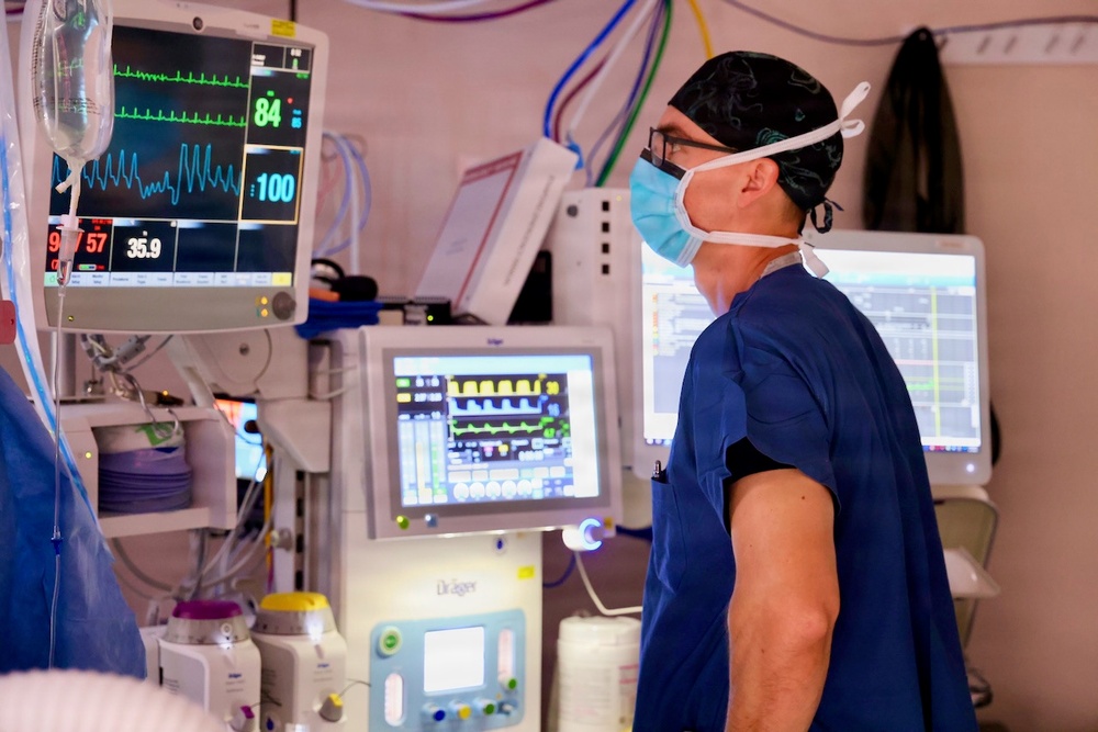 Anesthesiologist serves as NMRTC Twentynine Palms 'CO for a Day'