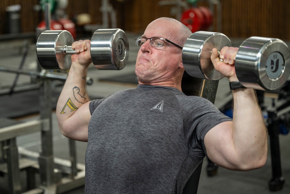 USSF Guardian exceeds standards and sets Hawaii state records for powerlifting