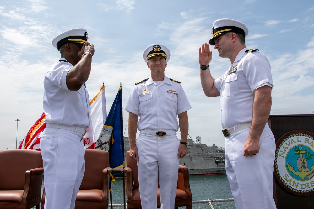 USS Santa Barbara (LCS 32) Holds Change of Command Ceremony