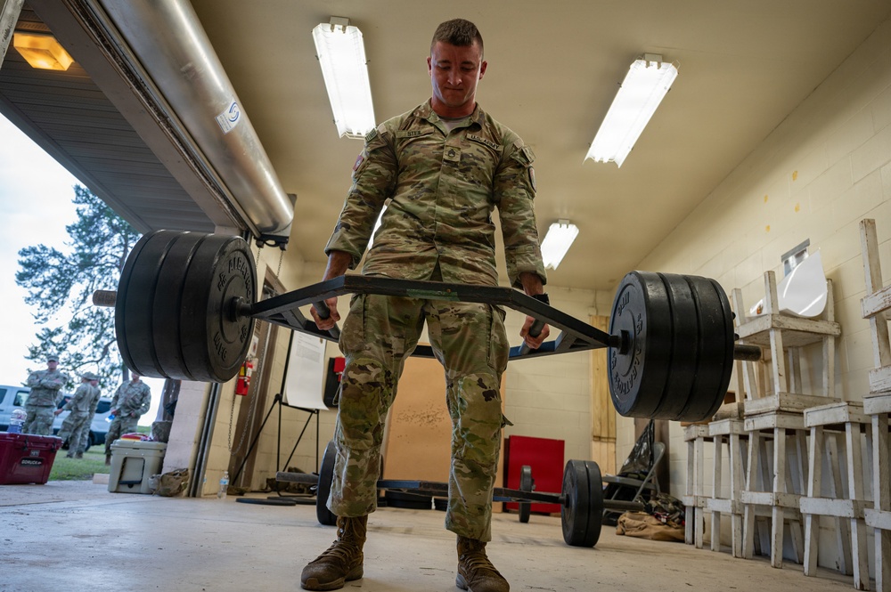 VCNGB, SEA visit national-level ARNG Best Warrior Competition