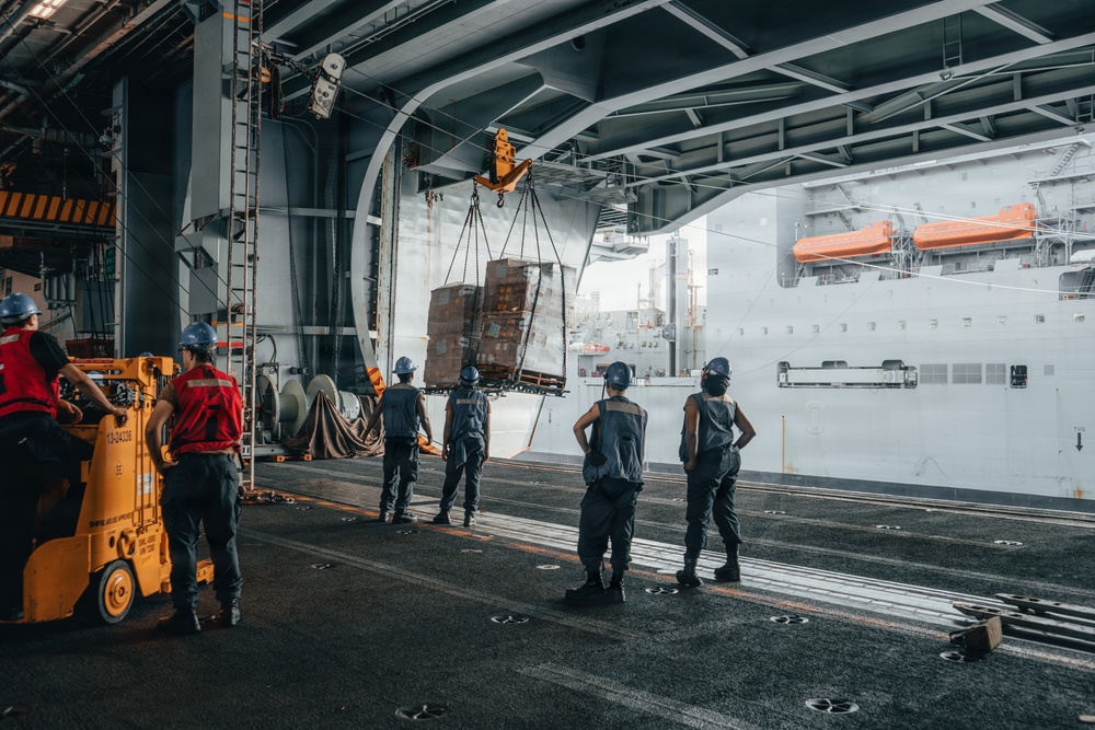 George Washington Conducts Replenishment at Sea