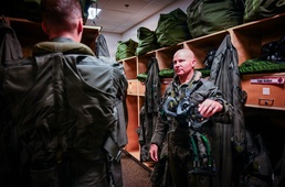 Passing the Torch: a commander’s final flight crosses paths with student pilot’s first in the F-35