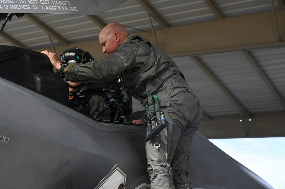 Passing the Torch: a commander’s final flight crosses paths with student pilot’s first in the F-35