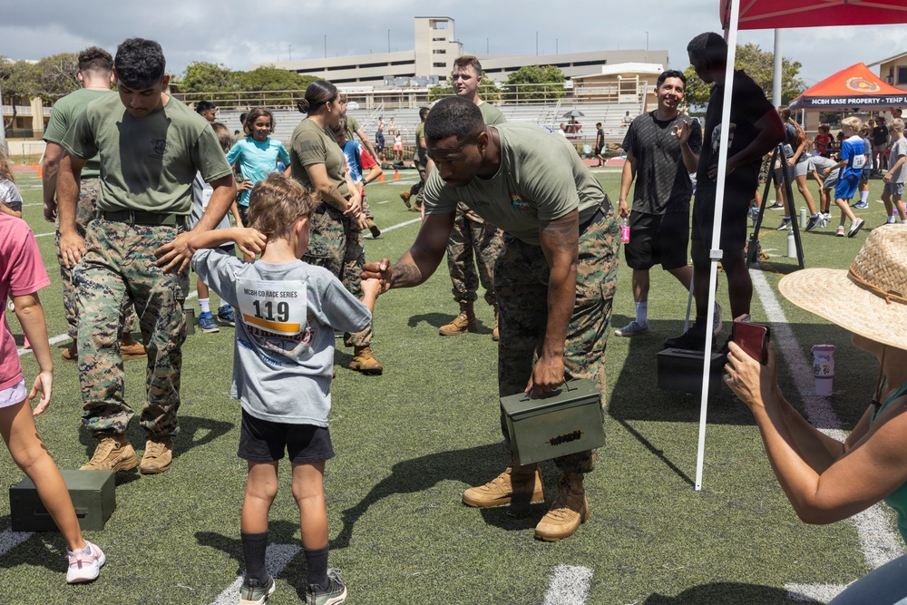 Lil Leathernecks: MCBH Hosts Physical Fitness Events and Presidential Fitness Test