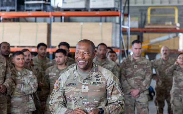 319th ESB Soldiers Return Home Following Hostile CENTCOM Deployment