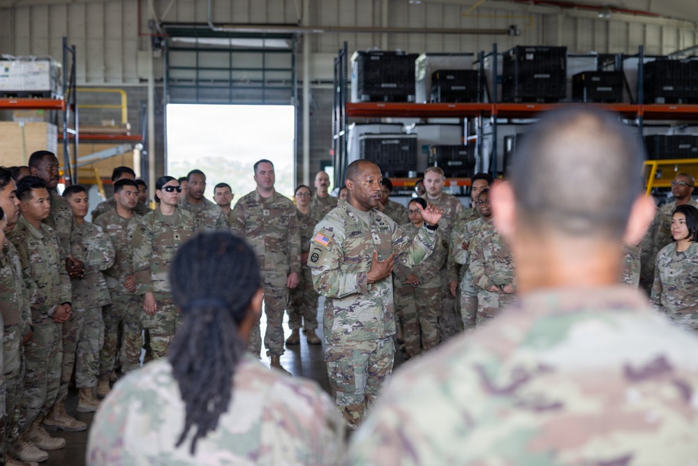 319th ESB Soldiers Return Home Following Hostile CENTCOM Deployment