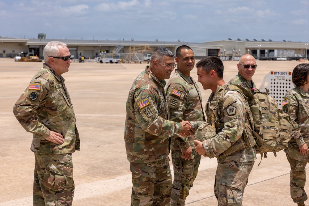 319th ESB Soldiers Return Home Following Hostile CENTCOM Deployment