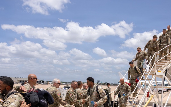 319th ESB Soldiers Return Home Following Hostile CENTCOM Deployment