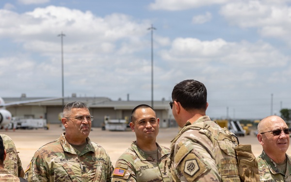 319th ESB Soldiers Return Home Following Hostile CENTCOM Deployment