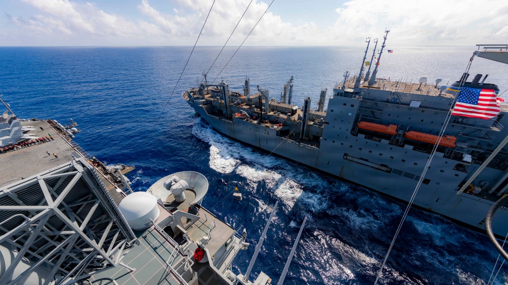 George Washington Conducts Replenish at Sea