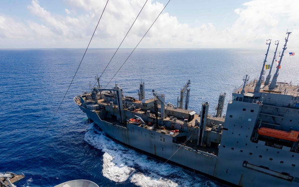 George Washington Conducts Replenish at Sea