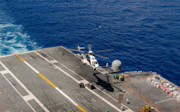 George Washington Conducts Replenish at Sea