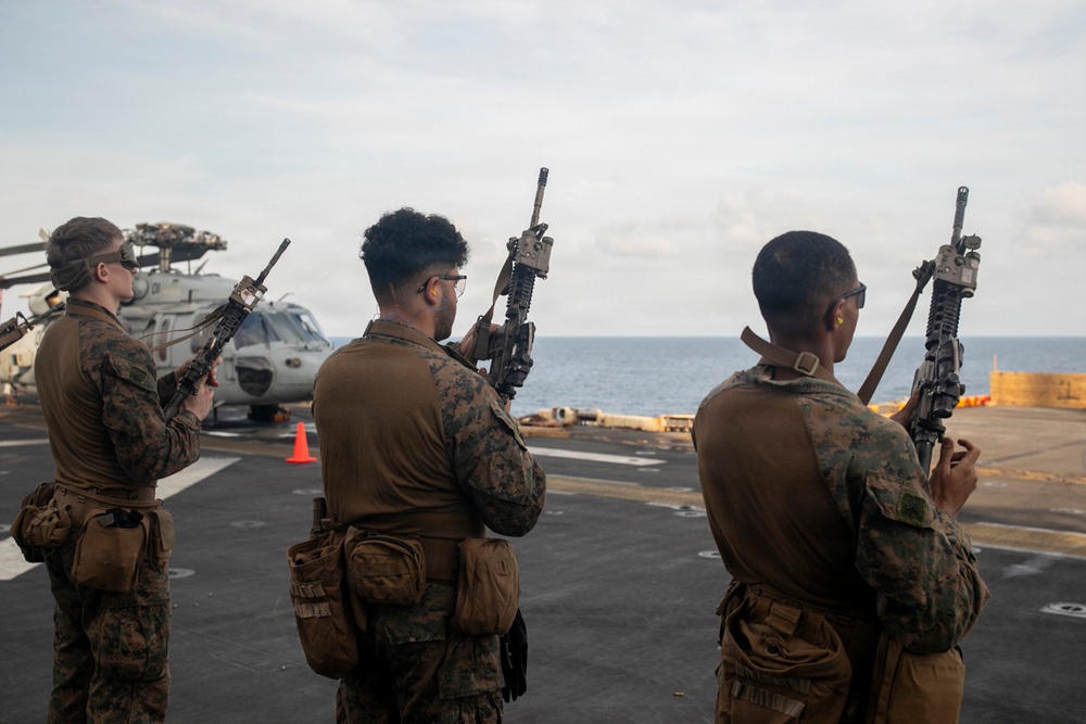 The 31st MEU Conducts a Gun Shoot