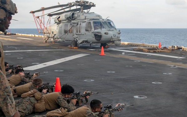 The 31st MEU Conducts a Gun Shoot